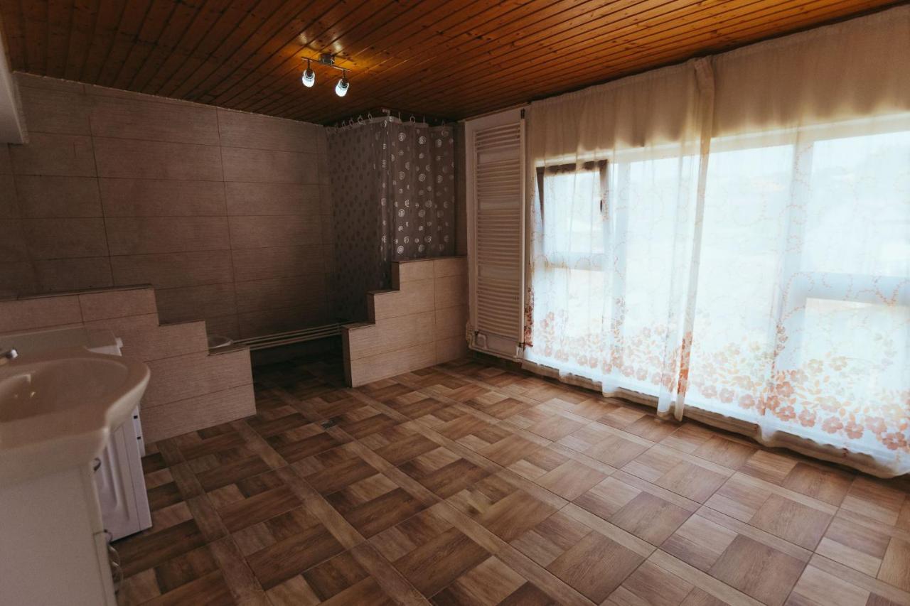 Hotel Casa Selly Tulcea Exterior foto