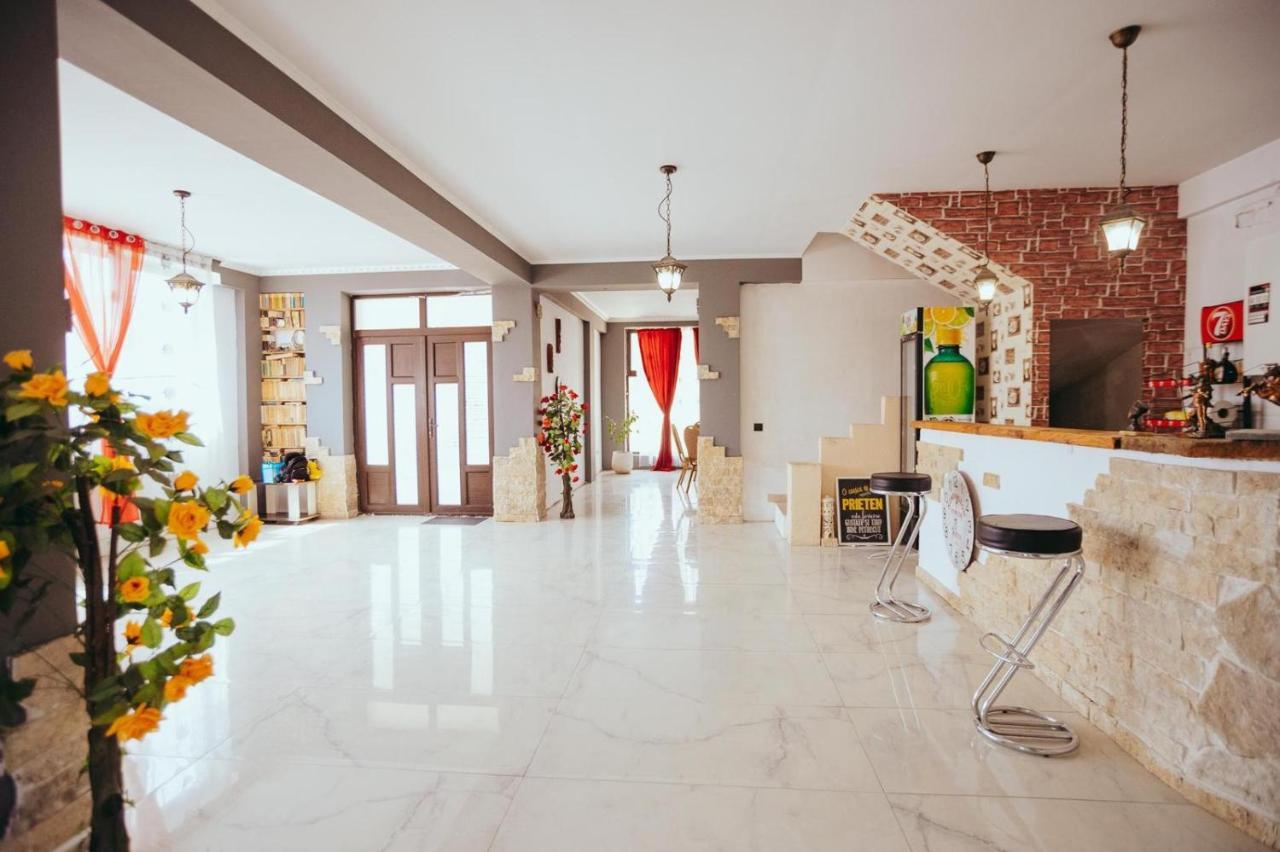 Hotel Casa Selly Tulcea Exterior foto